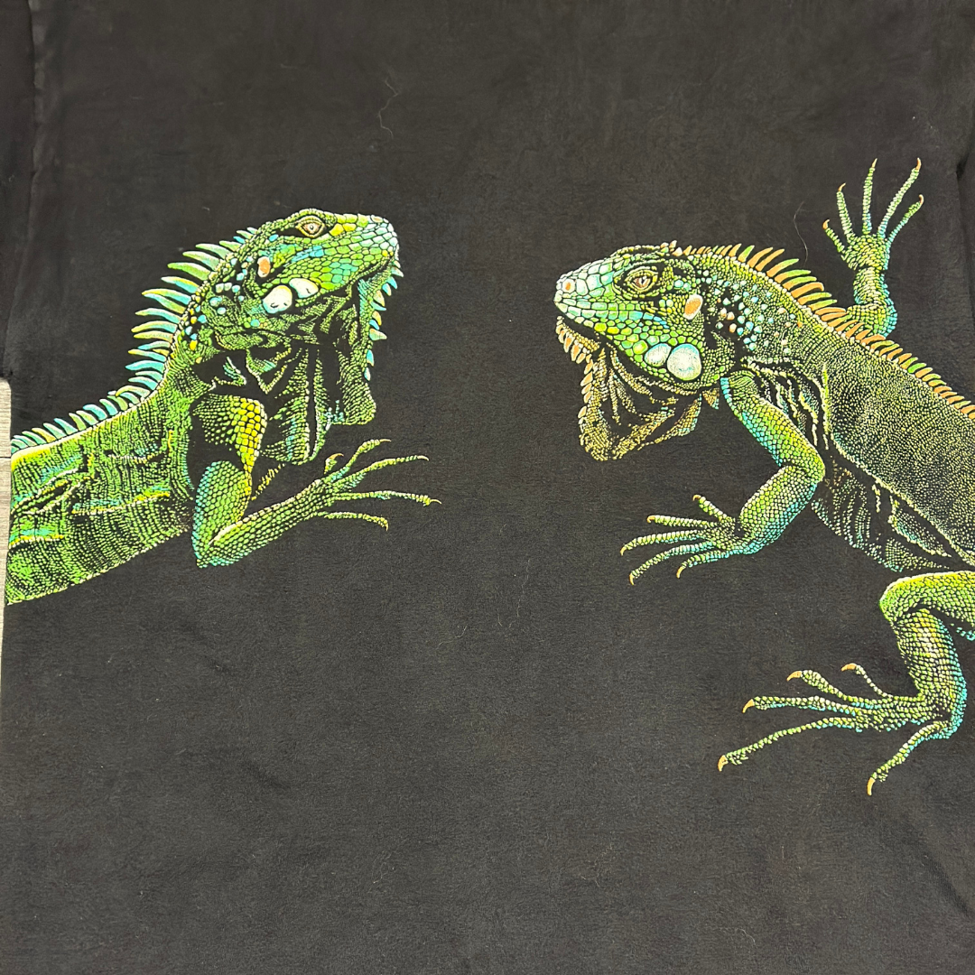 90's Iguana Wrap Around Tee