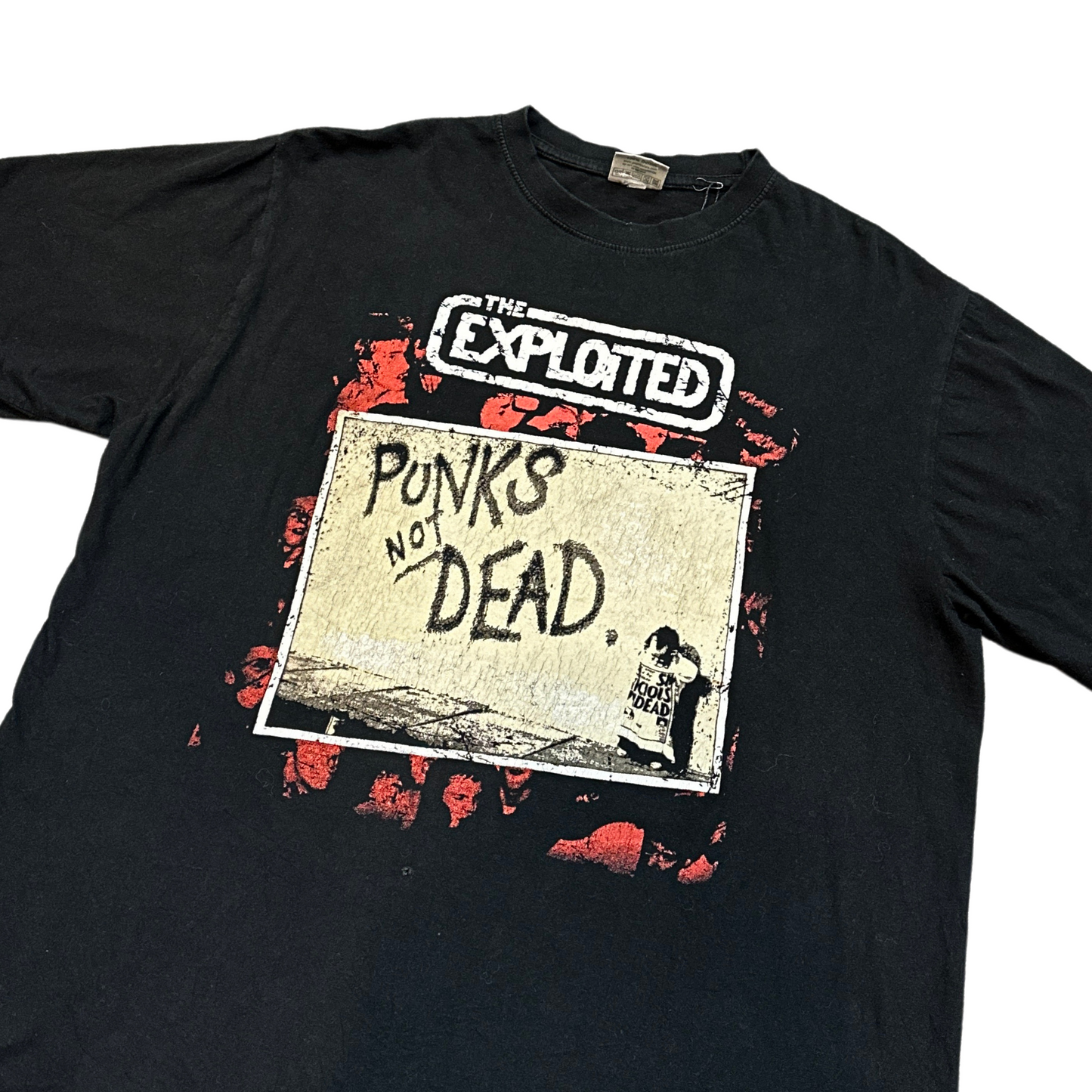 THE EXPLOITED - PUNKS NOT DEAD