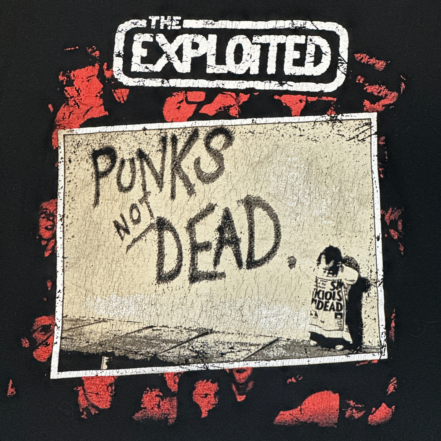 THE EXPLOITED - PUNKS NOT DEAD