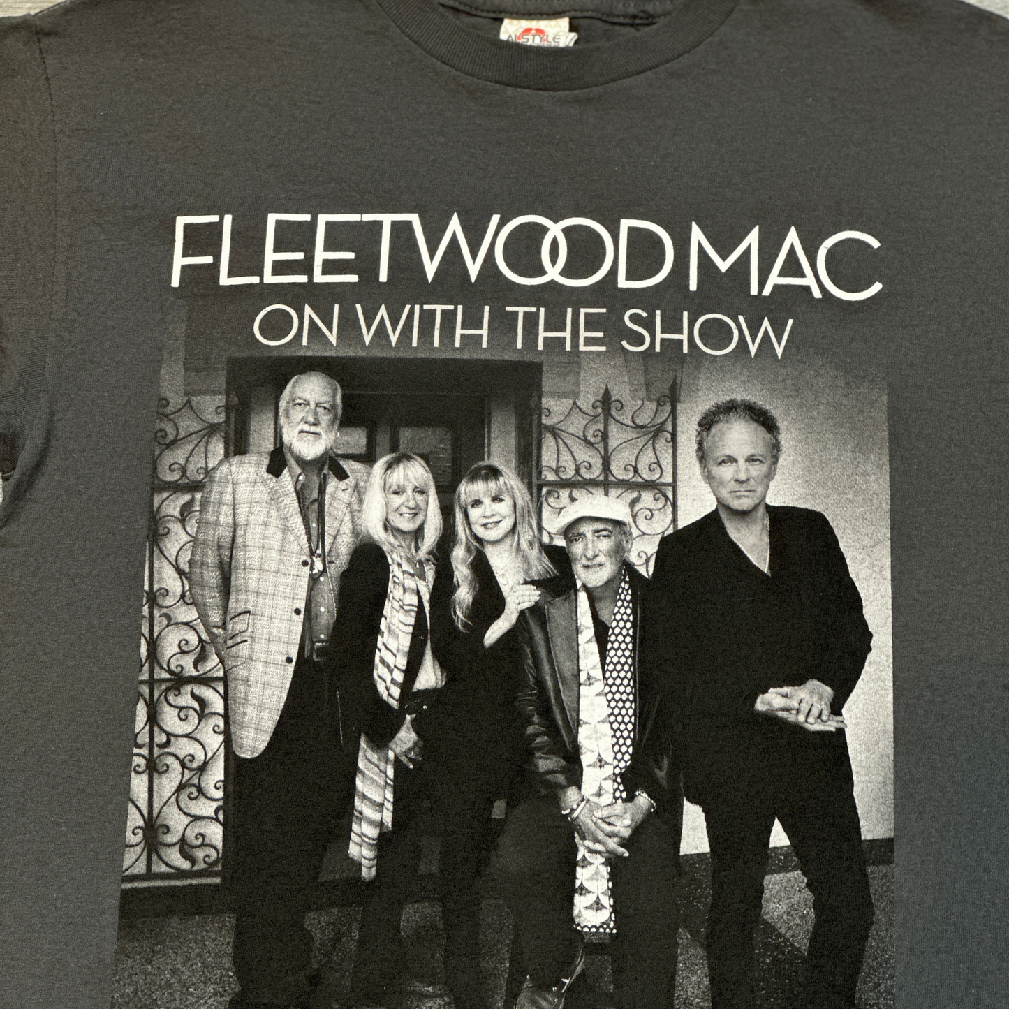 FLEETWOOD MAC - ON WITH THE SHOW WORLD TOUR